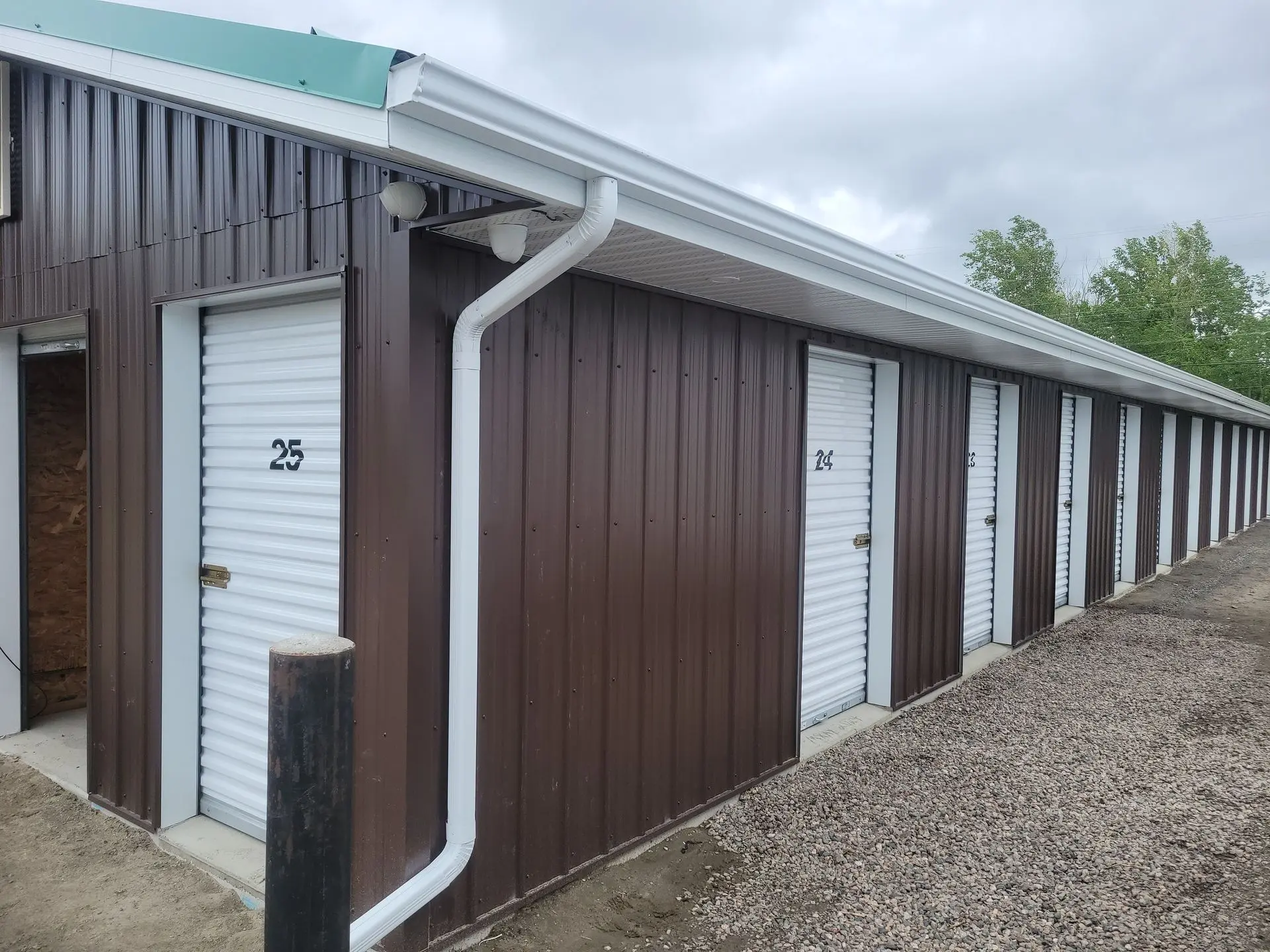 Gutters supply and install for the Fort Frances and Dryden area